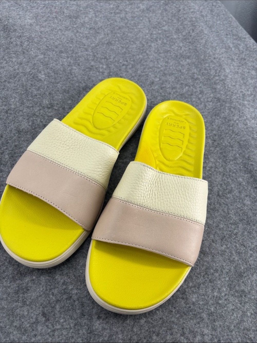 Sperry, Plushwave Dock Slide top sider leather Sandals size 7